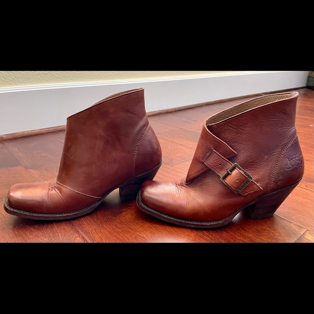 John Fluevog Cuban heeled ankle boots